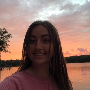 Meet your Posher, Zoe